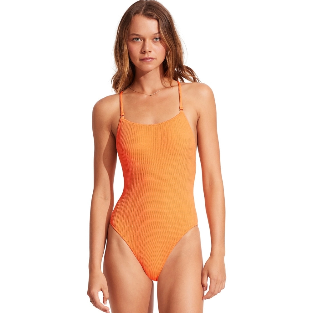 Seafolly Women's Sea Dive Scoop Neck One Piece Swimsuit